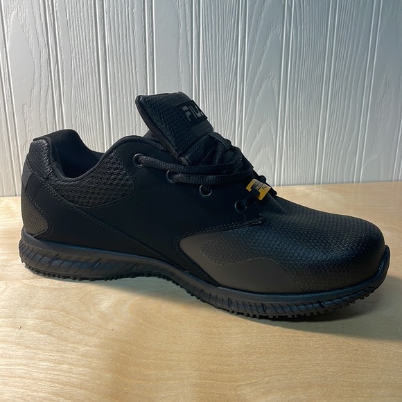 Fila Memory Layers Slip Resistant Work Shoes - Black - Picture 3 of 10